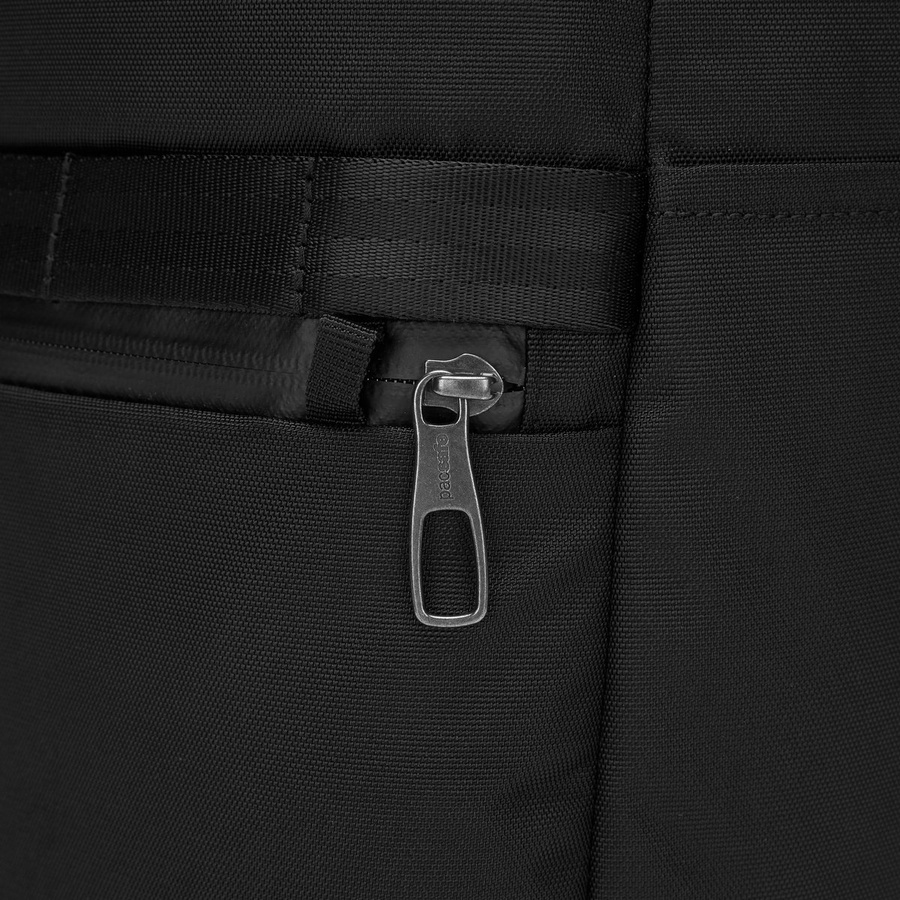Plecak miejski antykradzieżowy Pacsafe Metrosafe X 25 l - czarny