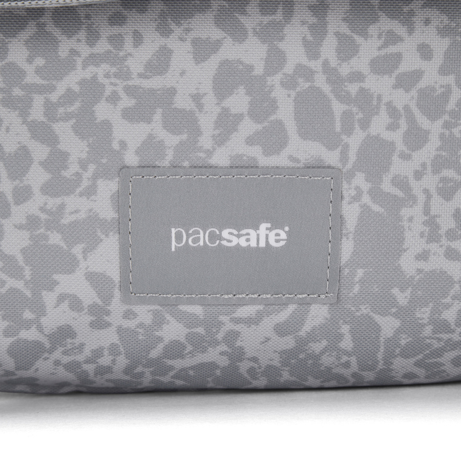 Rozkładana torebka damska antykradzieżowa Pacsafe Go - Szara