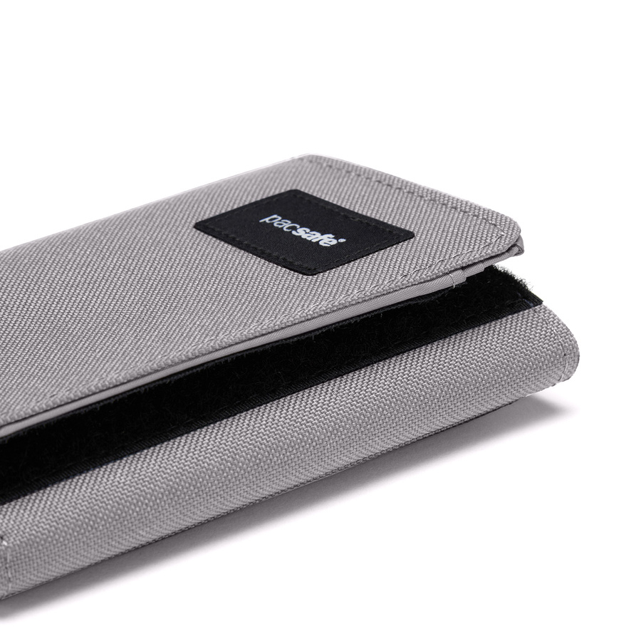 Portfel antykradzieżowy składany RFID Pacsafe  - szary