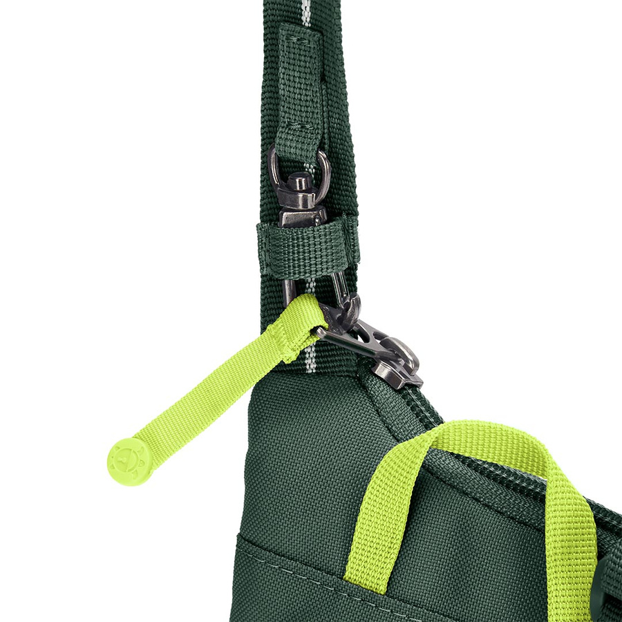 Torba na ramię antykradzieżowa Pacsafe GO - zielona