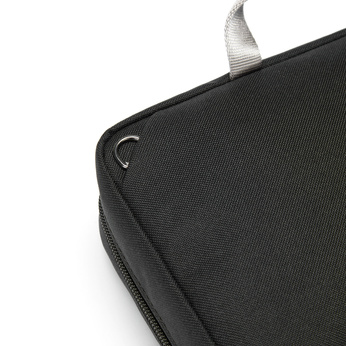 Organizer podróżny z recyklingu Pacsafe RFIDsafe - czarny