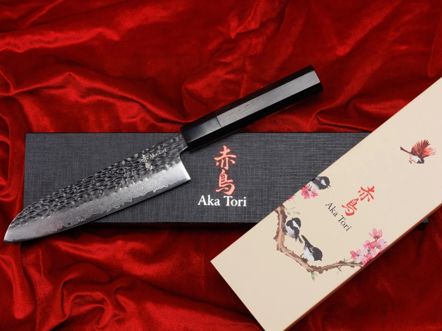 Nóż Santoku z grawerem Aka Tori ze stali damasceńskiej 7" - Tokyo Black