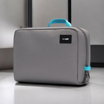 Organizer podróżny antykradzieżowy z recyklingu Pacsafe RFIDsafe - szary