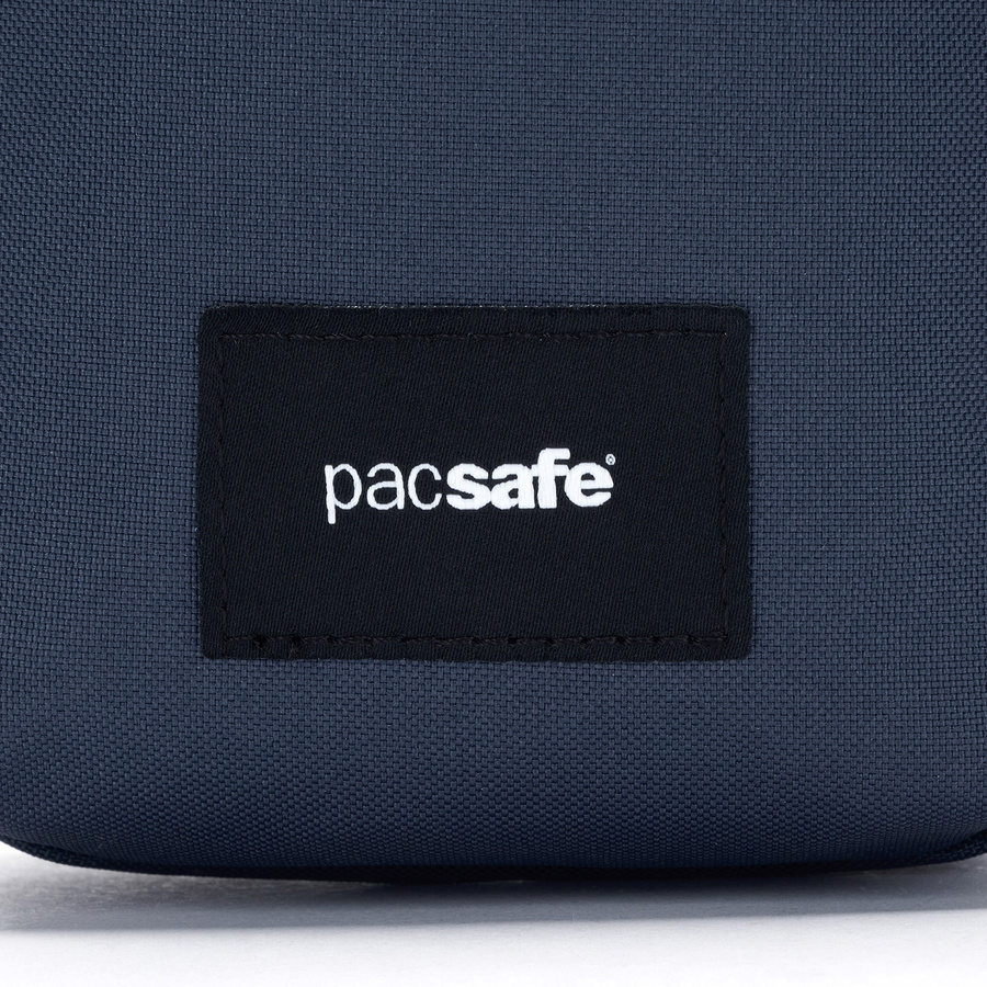 Torebka miejska na ramię antykradzieżowa Pacsafe Go - granatowa