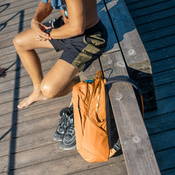 Plecak wycieczkowy antykradzieżowy 25l Pacsafe ECO Econyl® - pomarańczowy