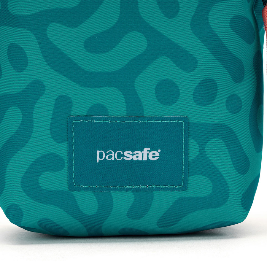 Torebka miejska na ramię antykradzieżowa Pacsafe Go - turkusowa