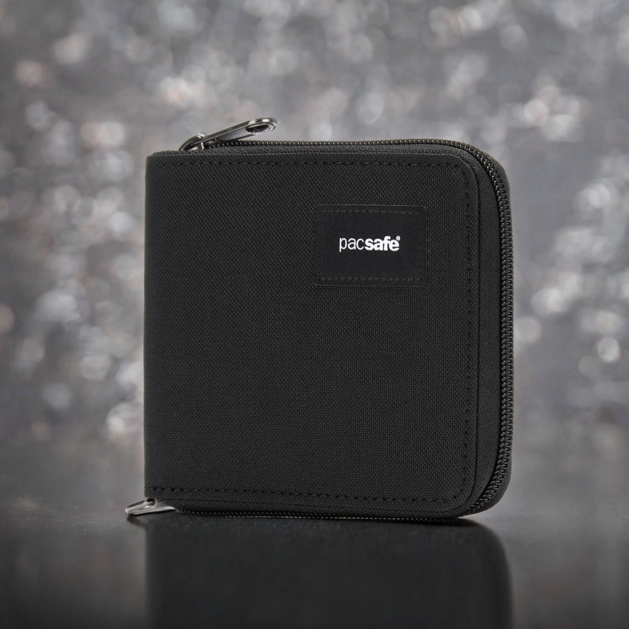 Portfel antykradzieżowy męski mały RFID Pacsafe - czarny