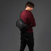 Torba miejska na laptopa antykradzieżowa Pacsafe EXP - czarna