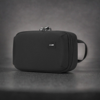 Etui podróżne antykradzieżowe z recyklingu Pacsafe RFIDsafe - czarny