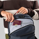 Plecak turystyczny antykradzieżowy na laptopa Pacsafe Vibe 25 l - ciemnoszary