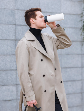 Kubek termiczny Contigo West Loop 3.0 470ml - Six Seven - Biały Mat