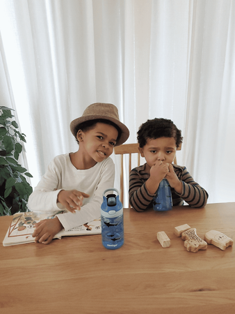 Bidon/ butelka dla dzieci Contigo Easy Clean 420ml Sharks